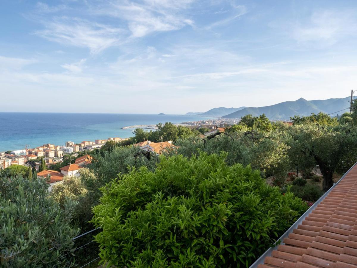 Bed and Breakfast Tra Gli Ulivi Pietra Ligure Zewnętrze zdjęcie