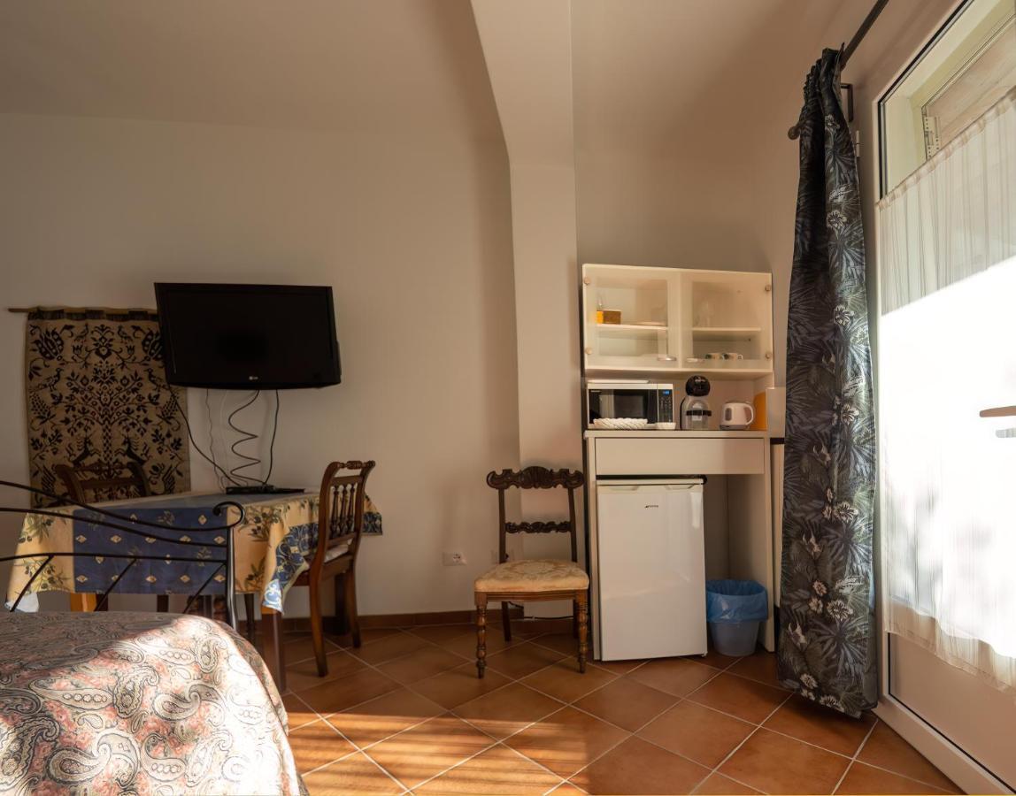 Bed and Breakfast Tra Gli Ulivi Pietra Ligure Zewnętrze zdjęcie