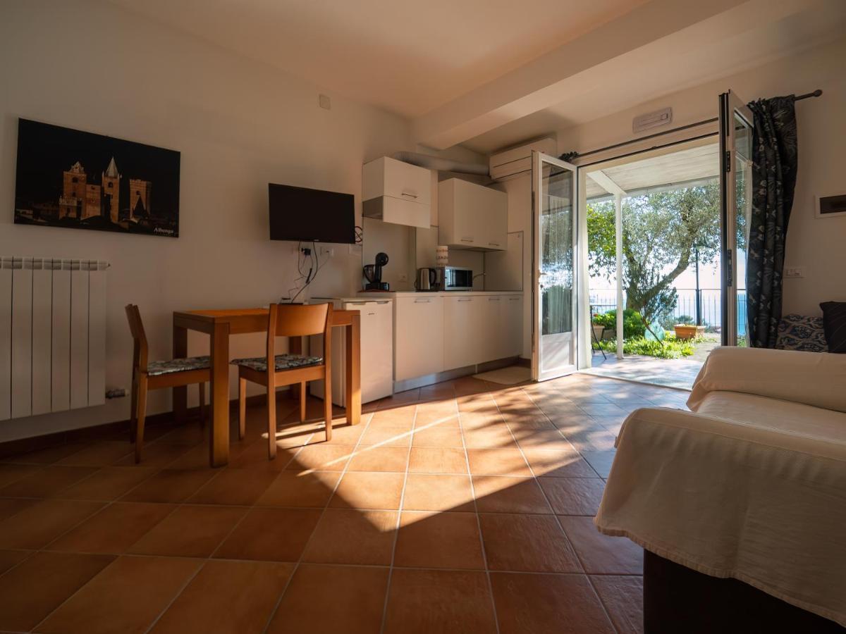 Bed and Breakfast Tra Gli Ulivi Pietra Ligure Zewnętrze zdjęcie