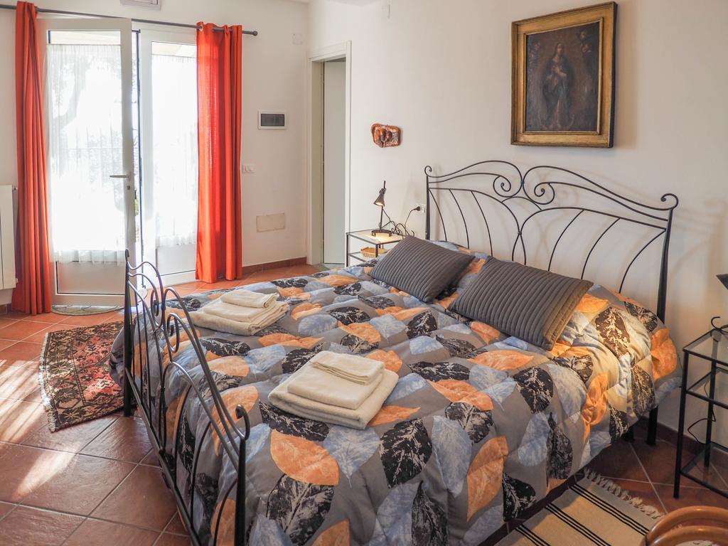 Bed and Breakfast Tra Gli Ulivi Pietra Ligure Zewnętrze zdjęcie