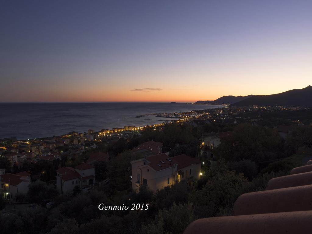 Bed and Breakfast Tra Gli Ulivi Pietra Ligure Zewnętrze zdjęcie